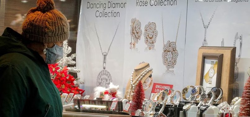 U.S. ASPIRATIONAL SHOPPERS ARE SPENDING LESS ON FASHION, JEWELRY