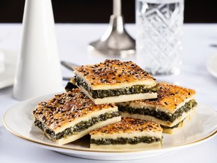 Ispanaklı Börek