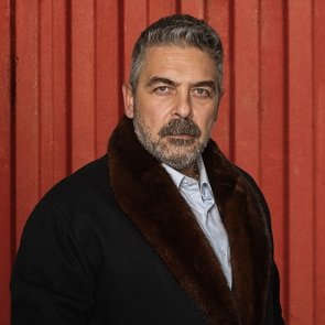 Sinan Tuzcu – Kimdir