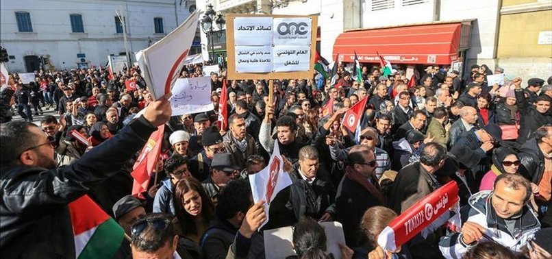 TUNISIA LABOR UNION PLANS GENERAL STRIKE NEXT MONTH