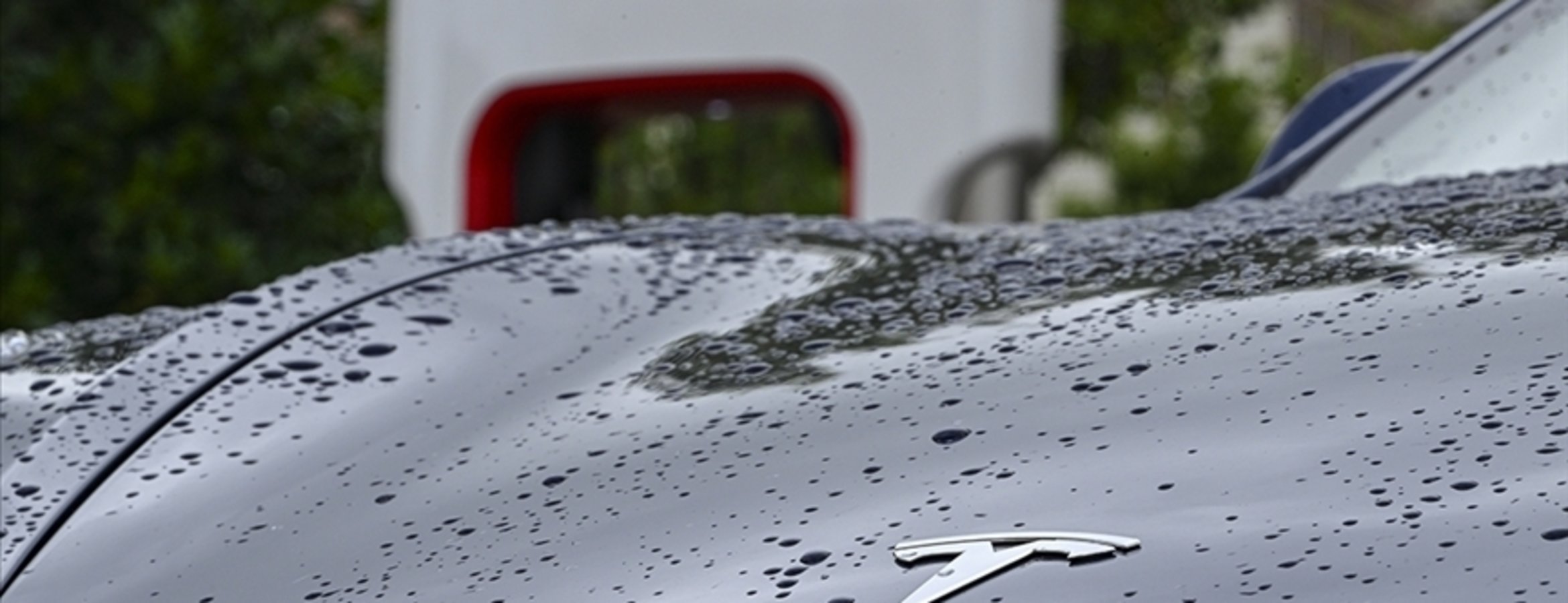 ABD Ticaret Bakanı Lutnick’ten yatırımcılara Tesla tavsiyesi