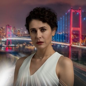 Ebru Özkan Saban – Kimdir