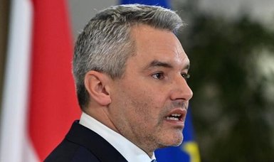 Austria will remain neutral, chancellor says