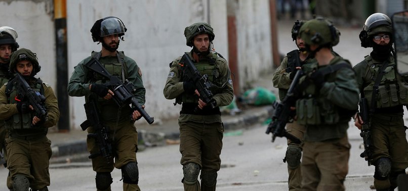 ISRAELI ARMY ARRESTS 8 PALESTINIANS IN WEST BANK RAIDS