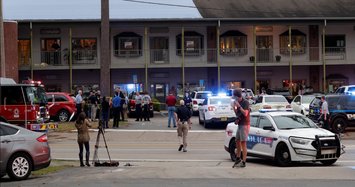 Police: 3 dead, including shooter, at Florida yoga studio
