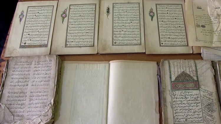 Dedelerinden kalan sandıktan 400 yıllık tarih çıktı