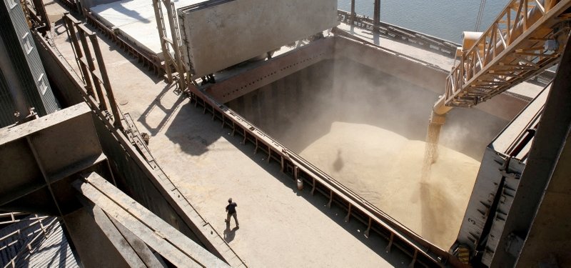 Turkey struggles to push Russia, Ukraine into grain deal to avert food crisis