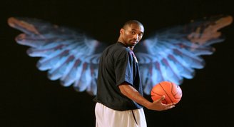 Kobe Bryant helikopter kazasında hayatını kaybetti