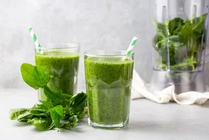 Ispanaklı Smoothie Tarifi