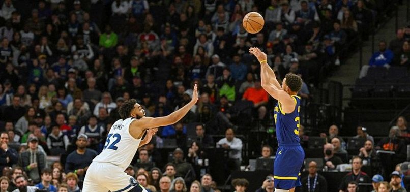 CURRY, WARRIORS CRUISE TO 137-114 WIN OVER TIMBERWOLVES