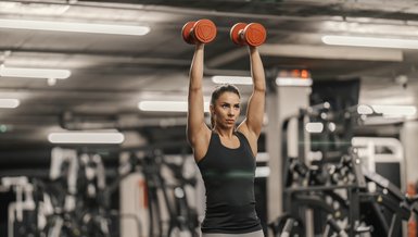 Üst vücut güçlendirici 3 basit hareket