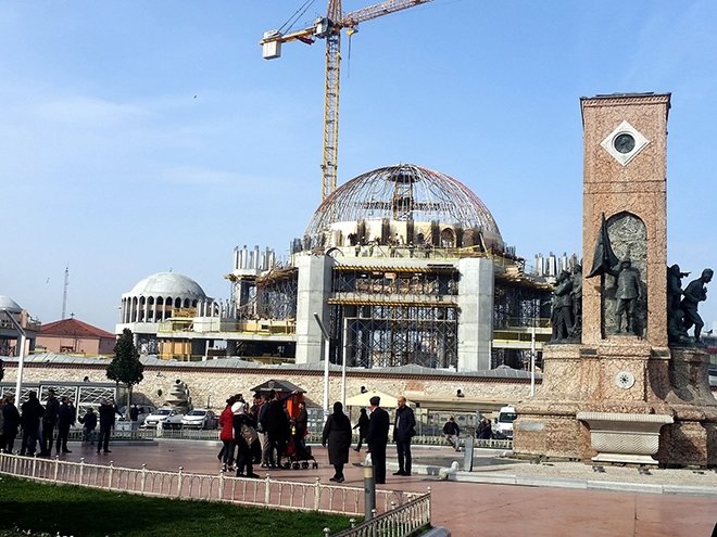 Taksim’in yeni süsü: Taksim Camii