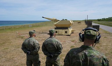 Germany trains Slovakian soldiers on Mantis anti-aircraft system
