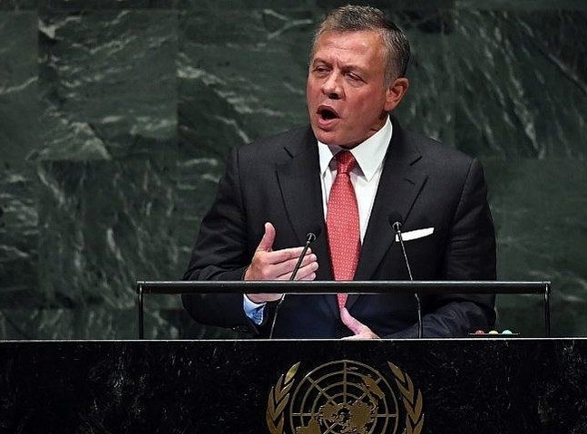 Jordanian king meets UNRWA chief, calls for support to humanitarian organizations