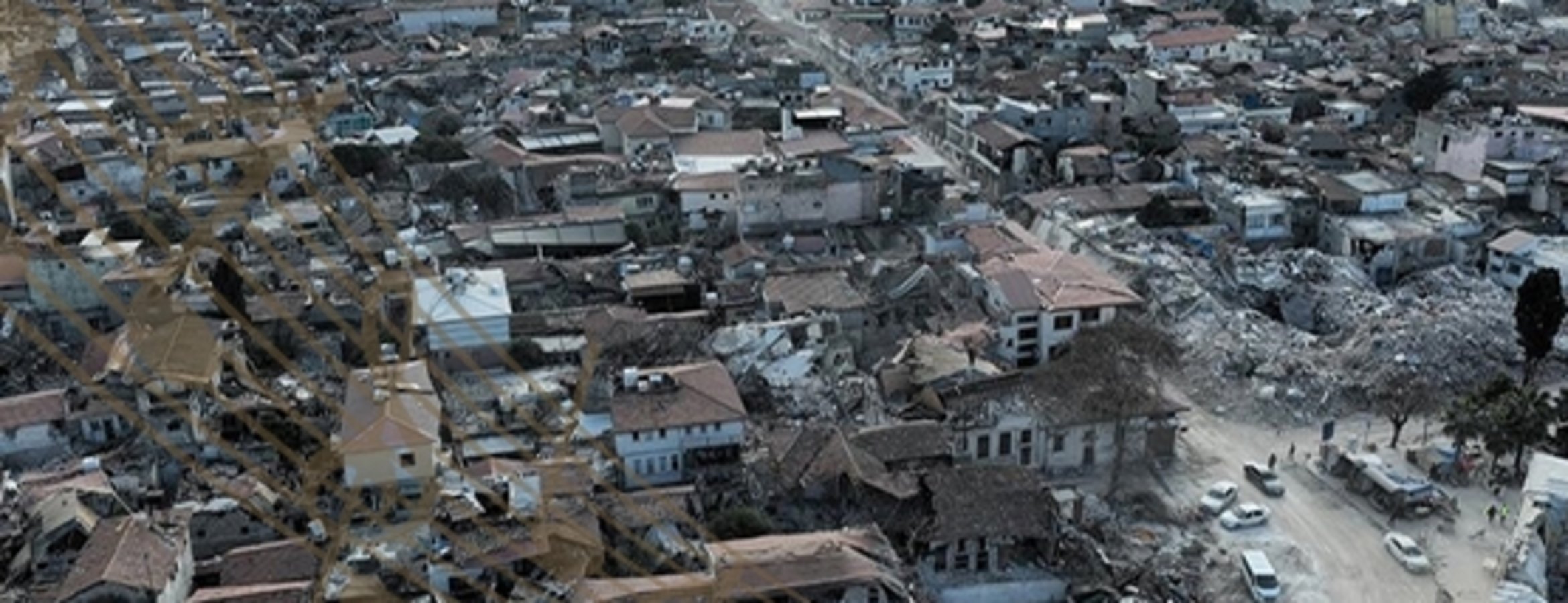 Hatay’da gönüllüler, Tebessüm projesiyle depremzede çocukların yüzünü güldürdü