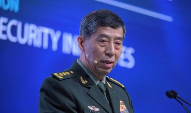 Russian navy chief meets China's defense chief in Beijing
