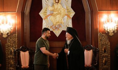 Ukrainian president meets Fener Greek Patriarch Bartholomew in Istanbul