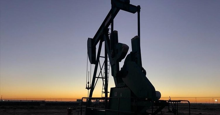 Brent petrolün varili 62,04 dolar