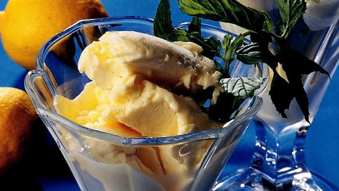 Limonlu Vanilyalı Ev Dondurması