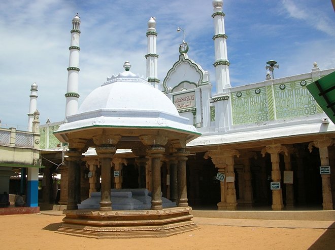 Palaiya Jumma Camii / Kilakarai, Hindistan