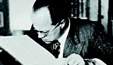 TÜRK ENTELEKTÜELİ  KİMDİR?