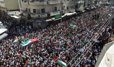 Thousands in Jordan capital gather in solidarity with Gaza