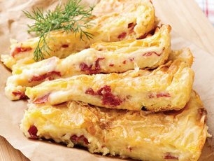 Pastırmalı ve Kaşarlı Börek