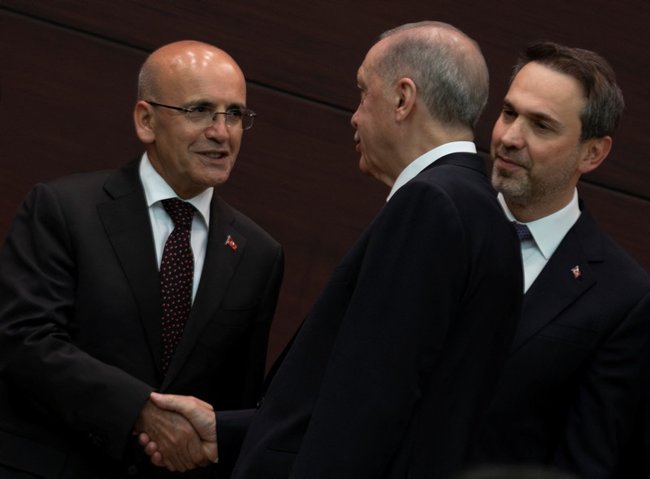 yeni-kabinenin-ekonomi-kurmaylari-belli-oldu-1685871289322.jpg
