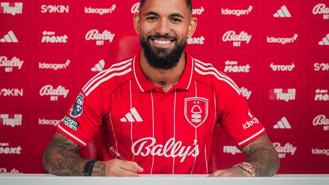 DOUGLAS LUIZ TEKRARDAN PREMIER LİG’DE