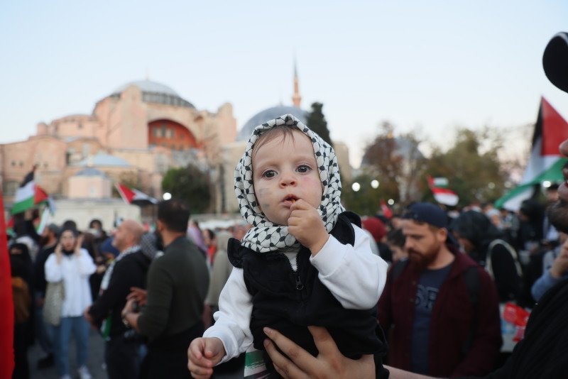 ‘Great Palestine March’ held in Istanbul to condemn deadly Israeli attacks on Gaza Strip