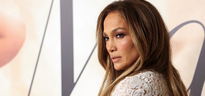 A MINUTE WITH: JENNIFER LOPEZ AND THE MOTHER TEAM ON BADASS MOMS