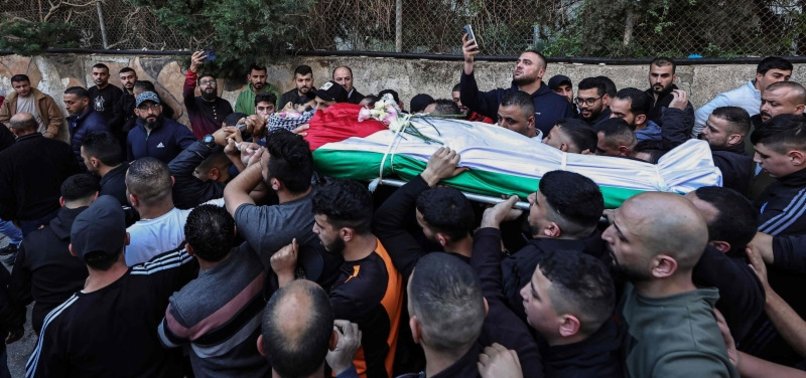ISRAELI FORCES KILL 2 PALESTINIANS IN SOUTHERN WEST BANK