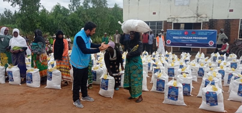 DIYANET FOUNDATION DISTRIBUTES RAMADAN AID TO 1,000 FAMILIES IN MALAWI