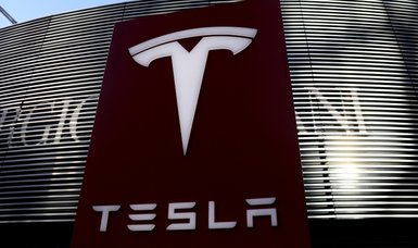 Tesla beats quarterly revenue estimates