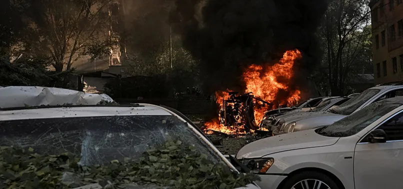 RUSSIAN GUIDED BOMB ATTACK ON SOUTHEASTERN UKRAINE KILLS 1, INJURES 21