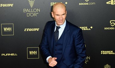 French football chief apologizes to legendary player Zidane as remarks cause stir