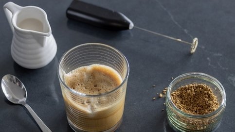 Granül Kahveli Iced Latte Tarifi