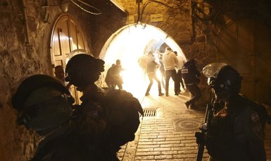 Israeli army disperses Palestinians protesting against plans for Ibrahimi Mosque