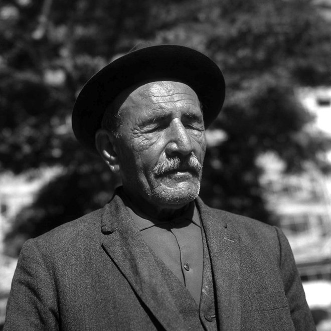 Âşık Veysel’in dünyasını aydınlatan şiirleri