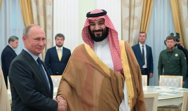 Putin, Saudi's prince: oil supply cuts ensure stable energy market - Kremlin