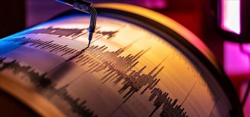 Strong quake strikes off California, tsunami warning canceled