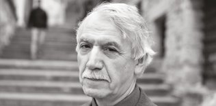 Camideki rektör: Erol Güngör