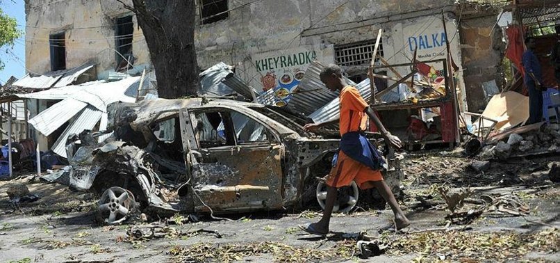 CAR BOMB BLAST KILLS 5 IN SOMALI CAPITAL