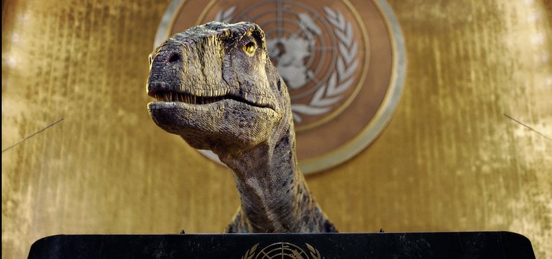 SAVE YOUR SPECIES: UN USES DINOSAUR IN FOSSIL FUEL MESSAGE