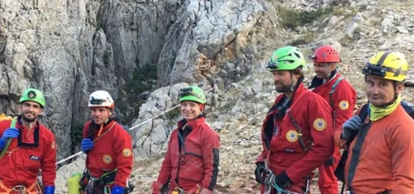 AMERICAN MOUNTAINEER RESCUED FROM CAVE IN MERSIN