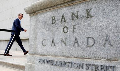 Bank of Canada keeps interest rates unchanged
