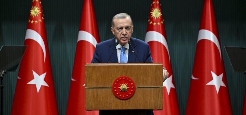 TURKISH PRESIDENT PROPOSES PEACE CONFERENCE TO END PALESTINE-ISRAEL CONFLICT