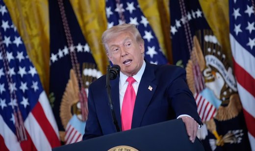 Trump : CNN should be sold