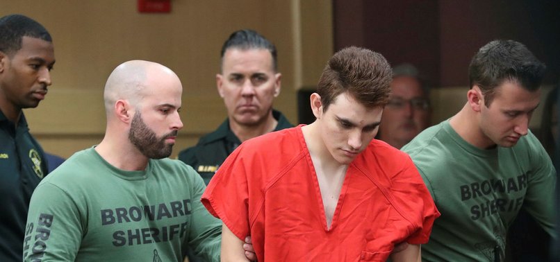 FLORIDA SCHOOL SHOOTING SUSPECT GETS PILES OF FAN LETTERS