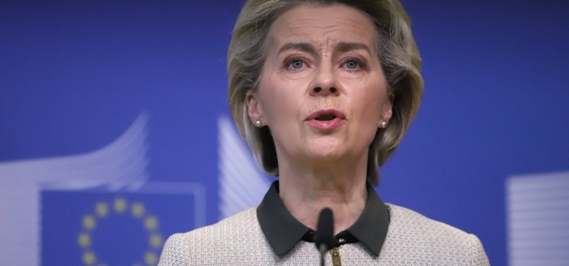 EU SHOULD PHASE OUT RUSSIAN FOSSIL FUELS BY 2027, VON DER LEYEN SAYS